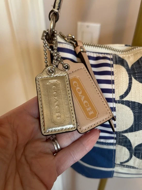 GUC Coach F23929 patchwork Daisy convertible striped Shoulder/crossbody bag - Picture 5 of 13